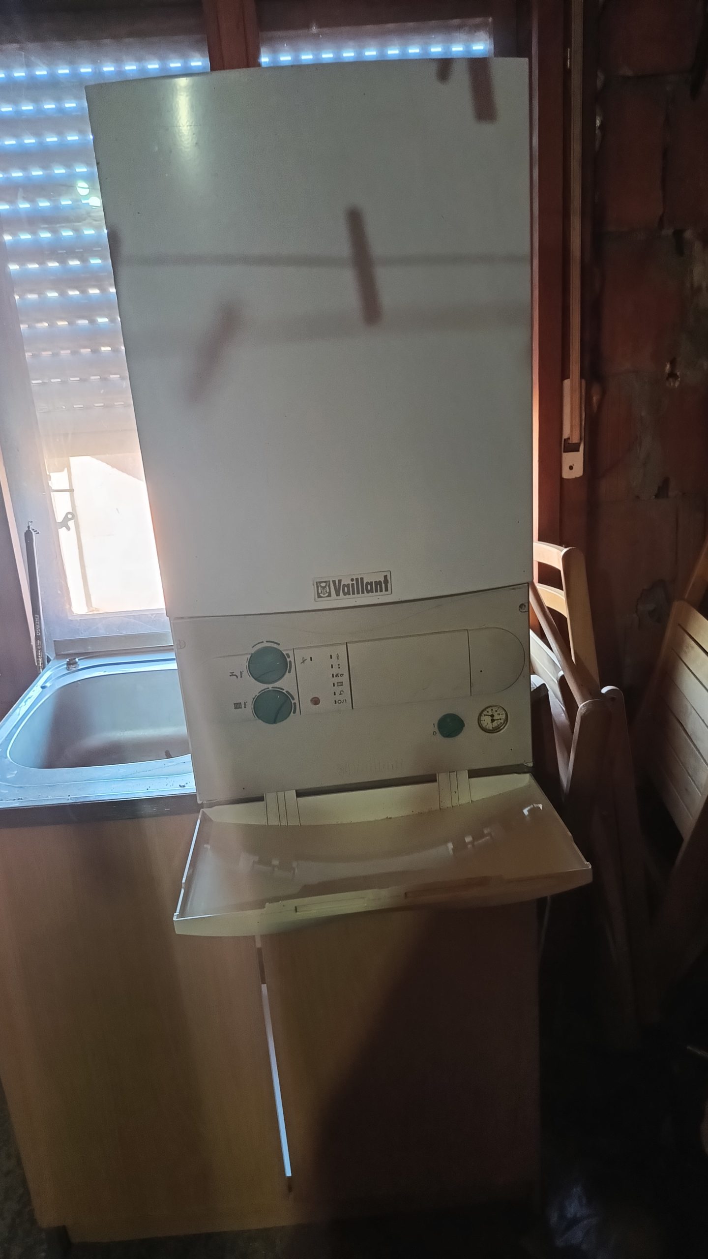 Prodajem gasni kombi bojler Vaillant