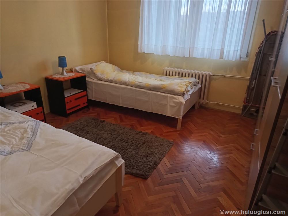 Kragujevac, stan 65 kvm