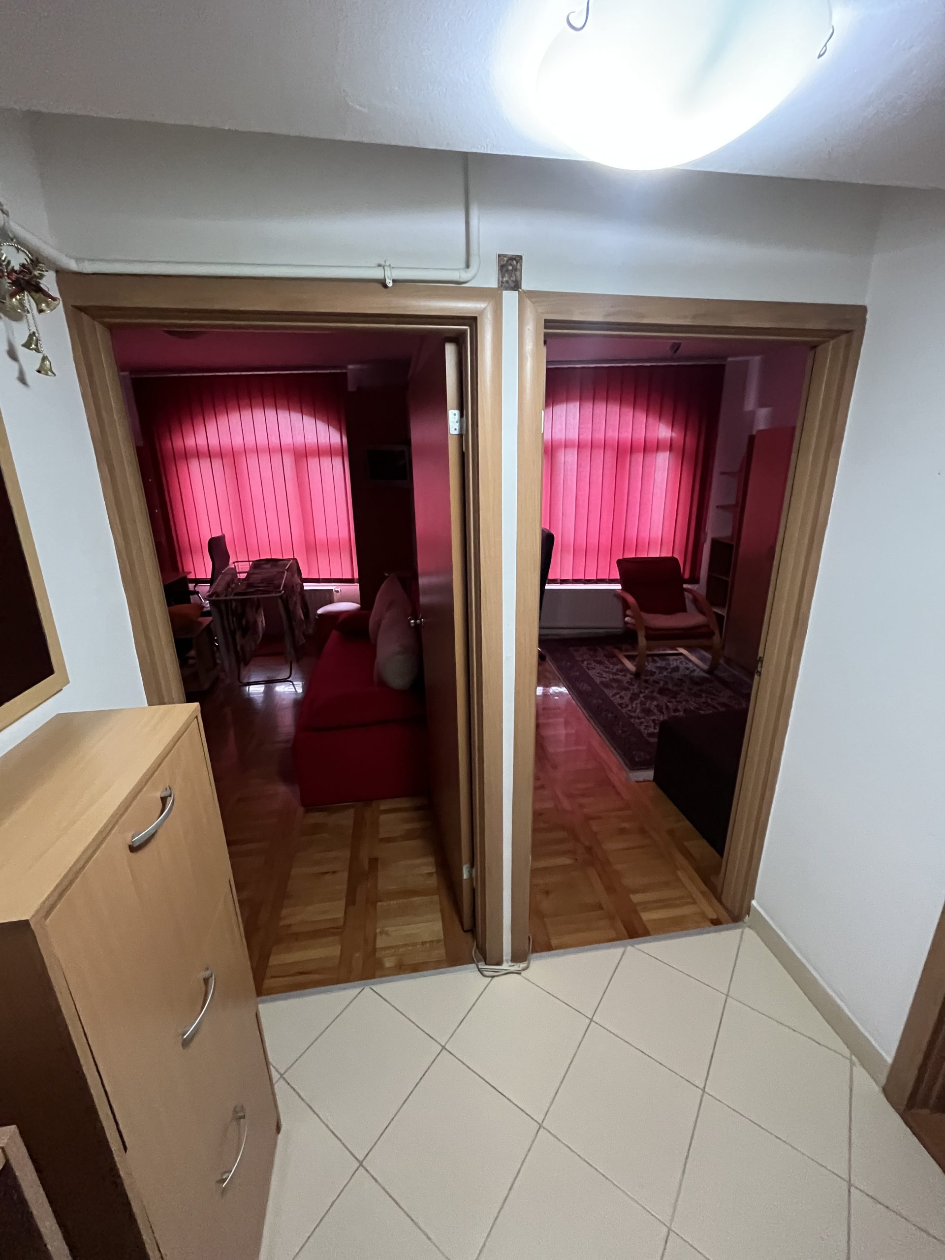 Izdajem 1.5 stan u Glavnoj ulici
