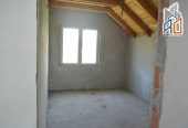 NA PRODAJU! Prelepa kuća u Tularima kod Uba
