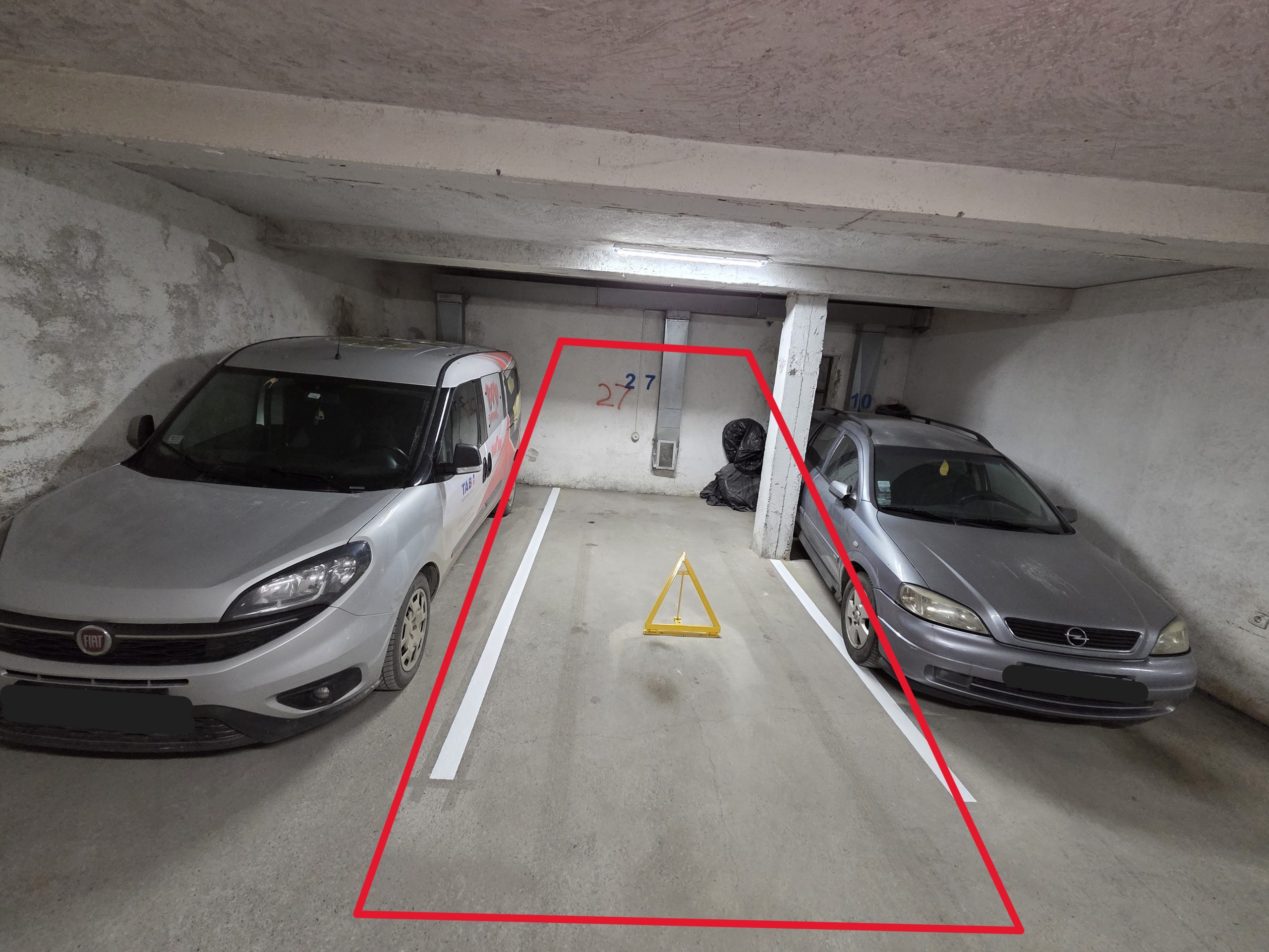 Izdajem parking mesto u podzemnoj garaži – Glavna ulica (Centar)