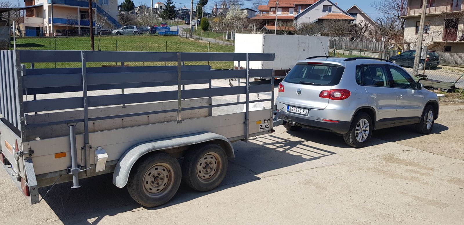 Auto prikolica iznajmljivanje