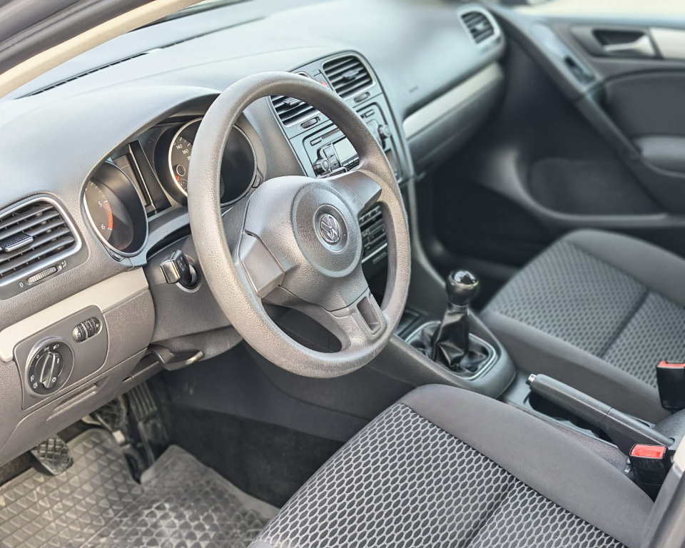 Na prodaju Volkswagen Golf 6 1.6 TDI, 2011. godište