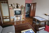 Izdajem dvosoban namešten stan pogodan za do dva studenta ili srednjoškolca