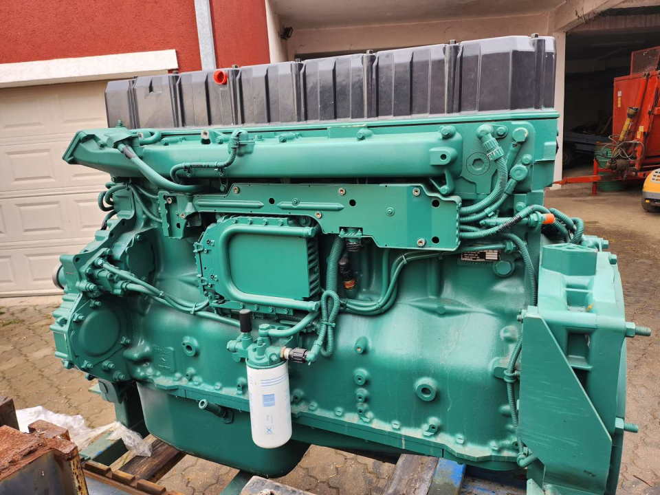 Ganc nov fabricki motor za kamion IMD